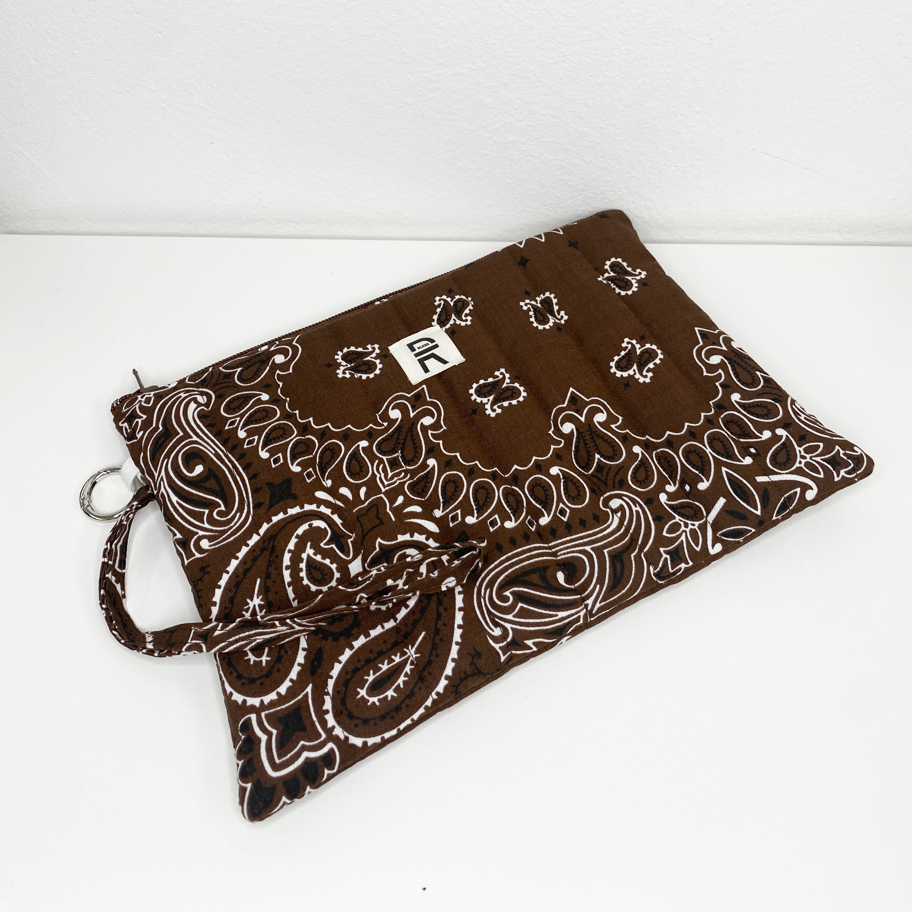 Pouch Bandana