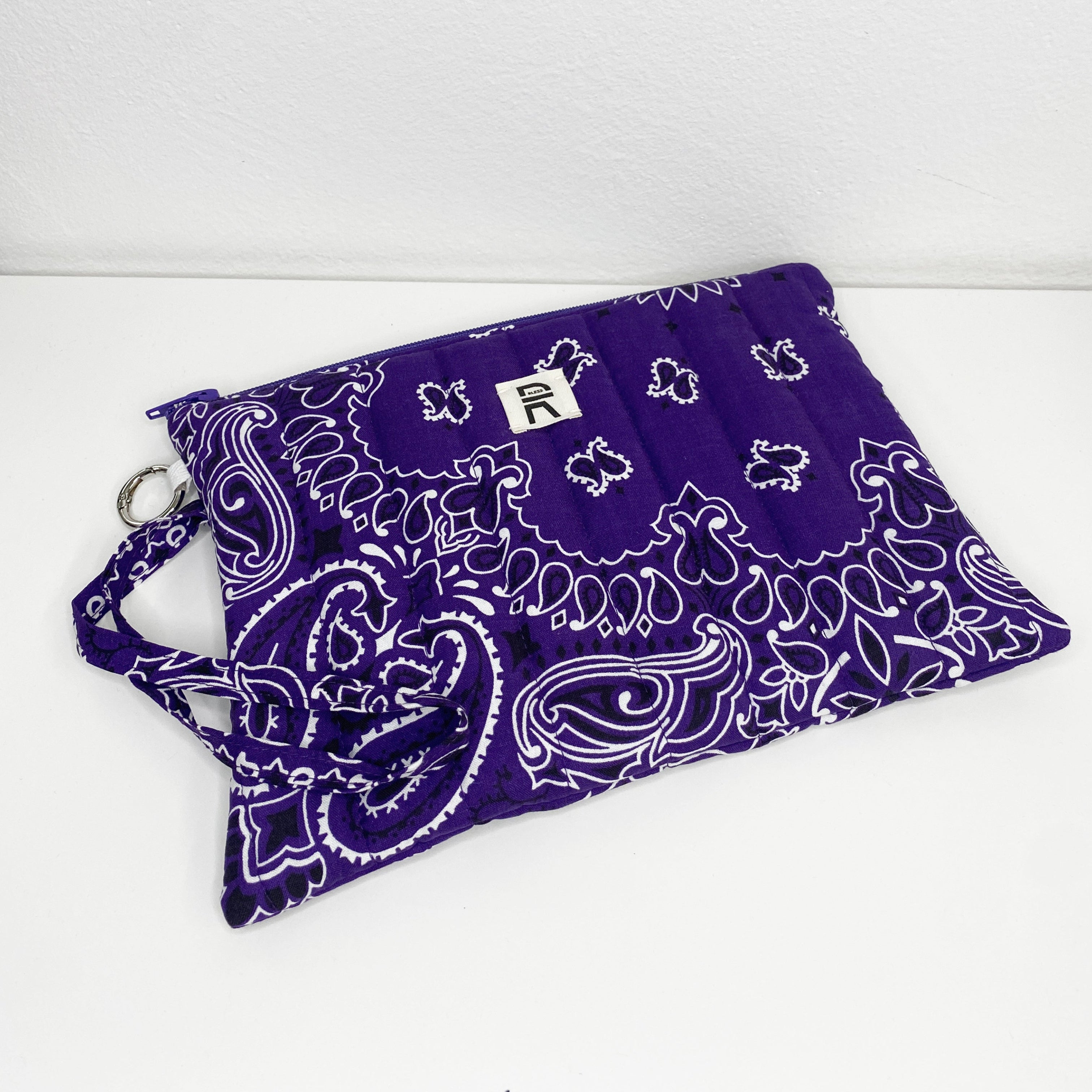 Pouch Bandana